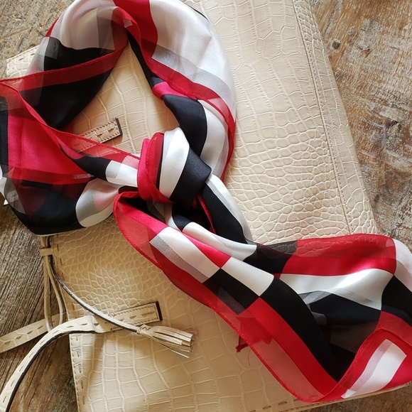 ADRIENNE VITTADINI Vintage red, white, black Printed Silk Scarf. EUC - Picture 6 of 9